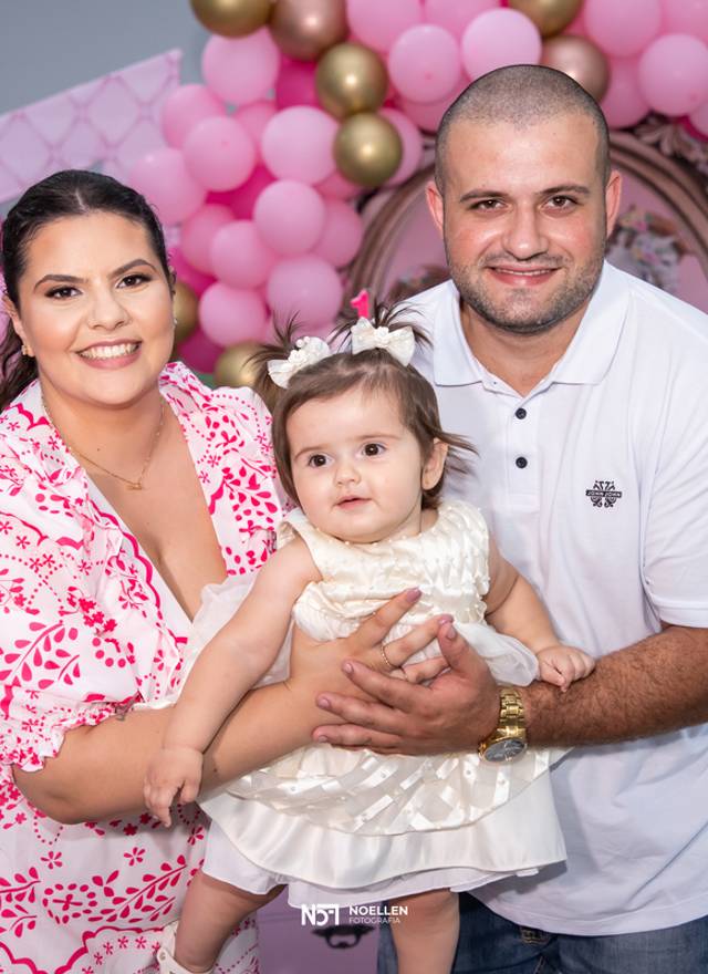 ANIVERSÁRIOS de Lara - 1 Aninho