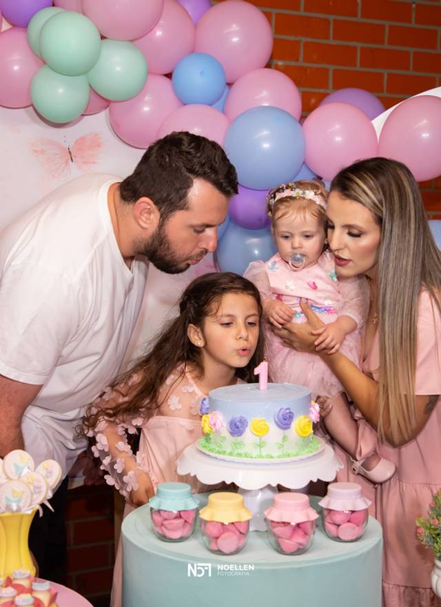 ANIVERSÁRIOS de Lívia - 1 Aninho ♡