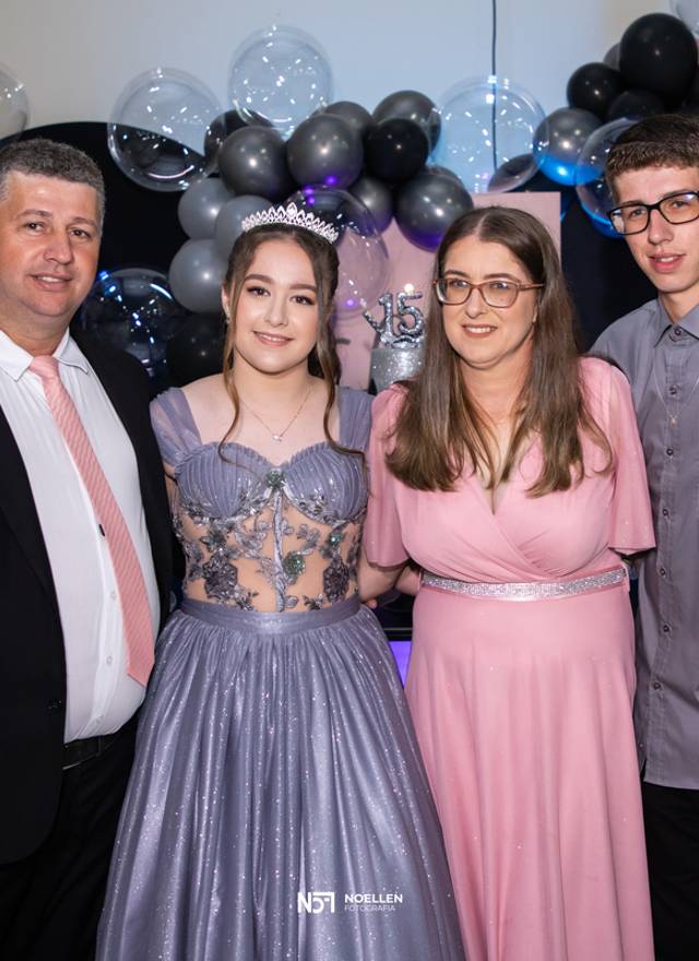 ANIVERSÁRIOS de Letícia 15 Anos