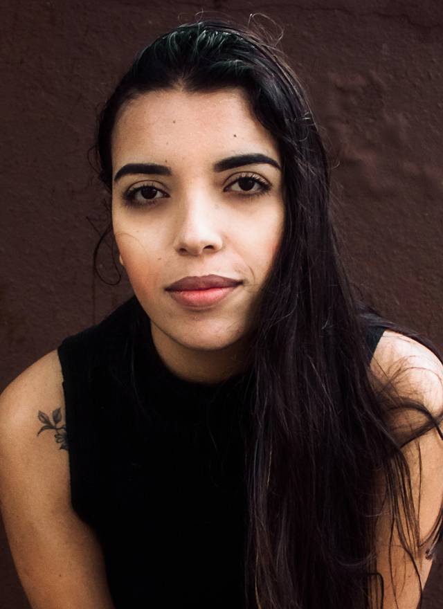 Ensaio Pessoal de LARI RODRIGUES