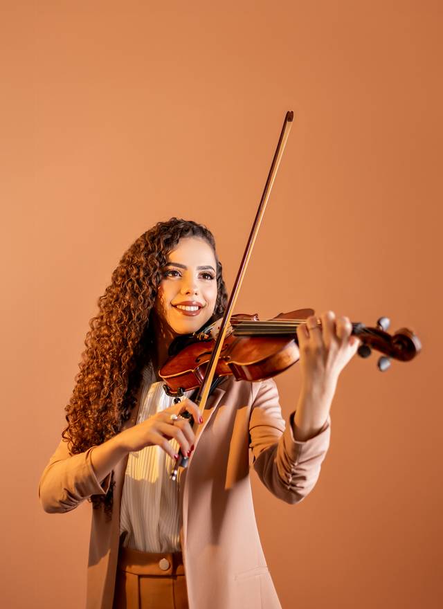 Corporativo de Ensaio de Posicionamento de Imagem: Júlia Ubeda