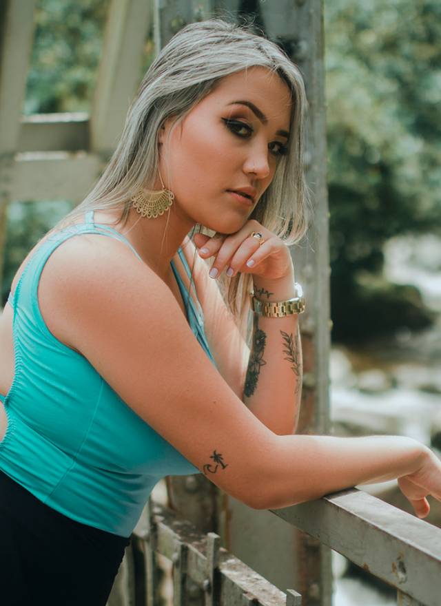 Feminino de Beatriz Rossi