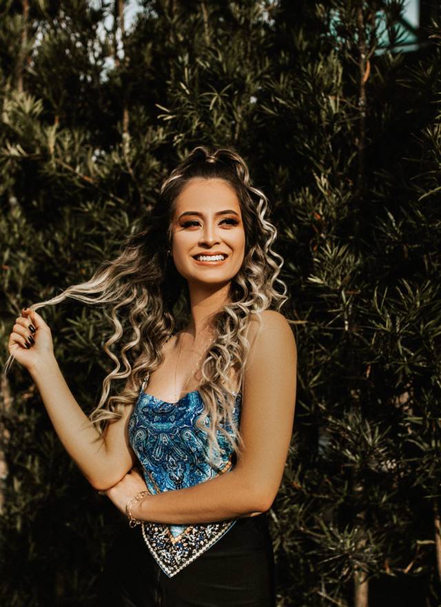 Feminino de Leticia Assunção