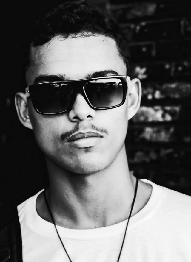 RETRATO de Ensaio Fotográfico Masculino em Porto Seguro- BA |Jhon Torres