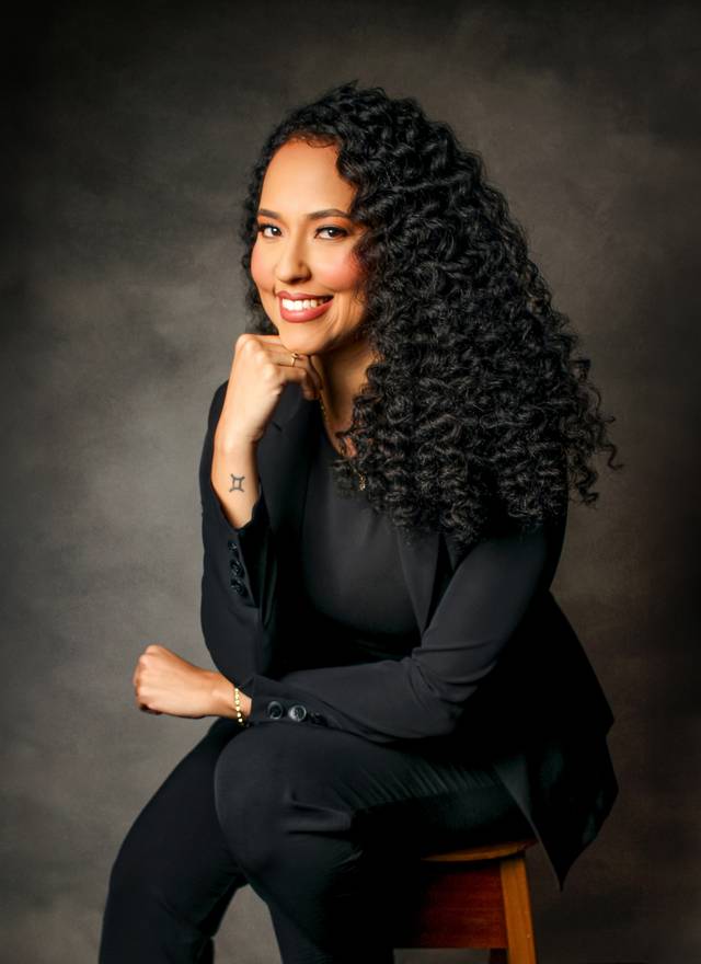 Ensaio Corporativo de Dra. Shaya S. Farias | Ensaio Fotográfico