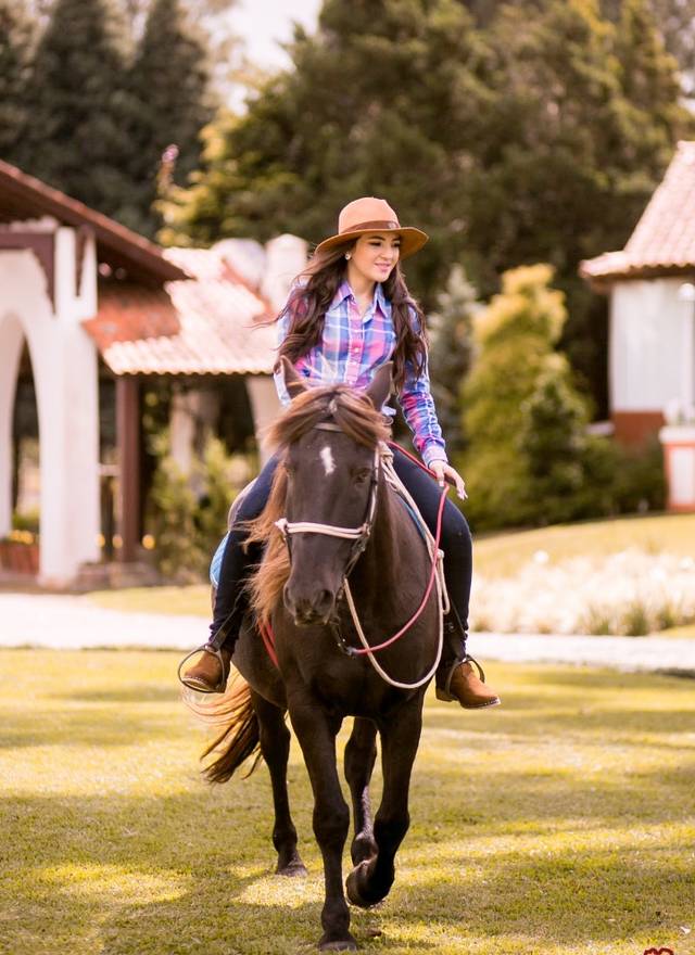 15 anos de 15 anos Laura