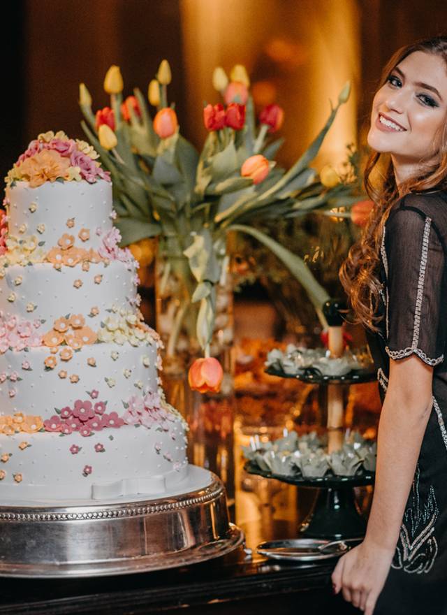 ANIVERSÁRIOS 15 ANOS de Heloisa 