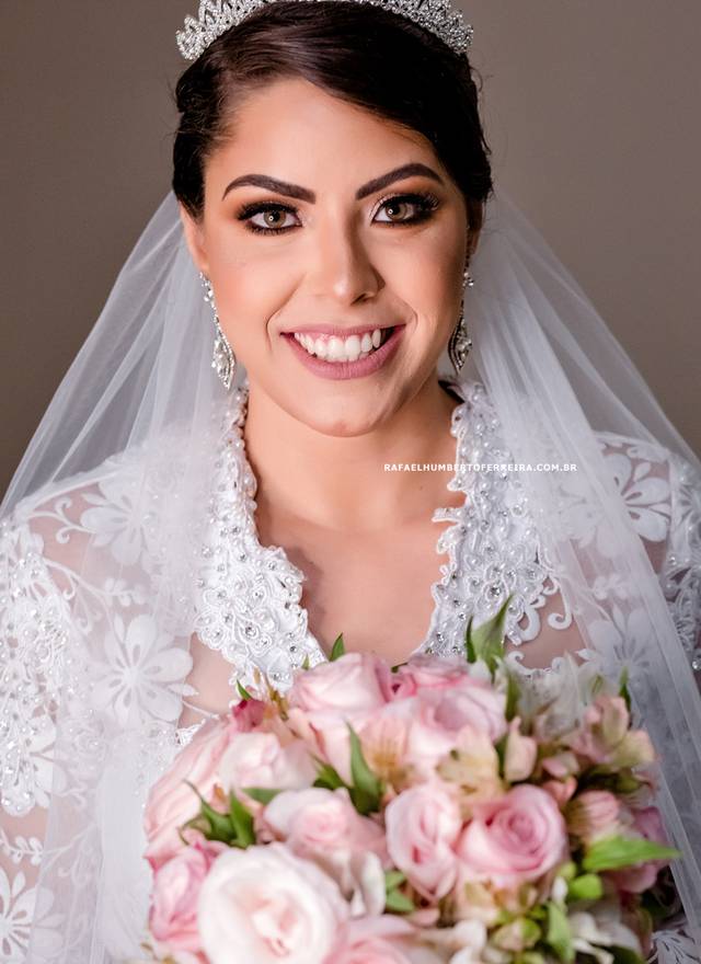 Casamento de Noiva Luana, merece uma seção de fotos dela