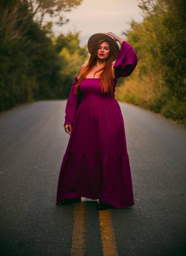 Feminino de Giovana Milanez