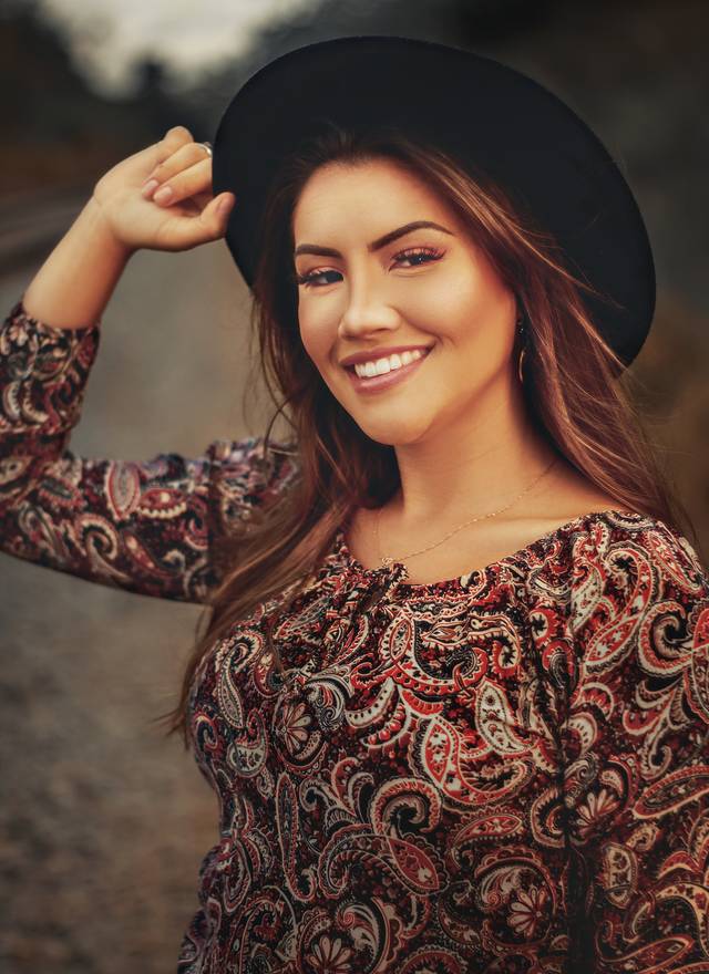 Feminino de Raíssa Grisanti