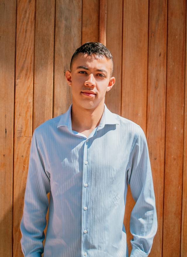 Posicionamento de imagem de Renan Menezes