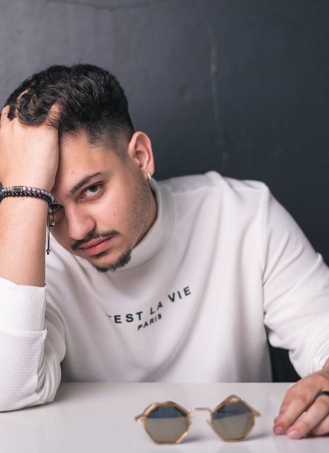 Estúdio/Corporativo de Ensaio DJ Bruno Suardi