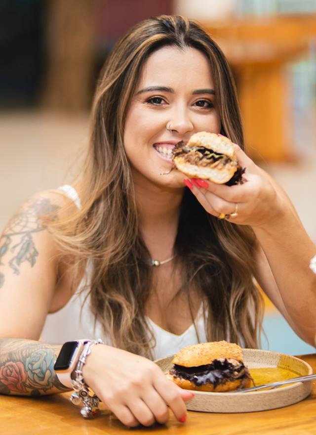 Estúdio/Corporativo de Doces Suspiros Confeitaria