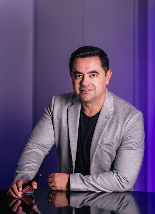 Estúdio/Corporativo de Ensaio Corporativo Cravo