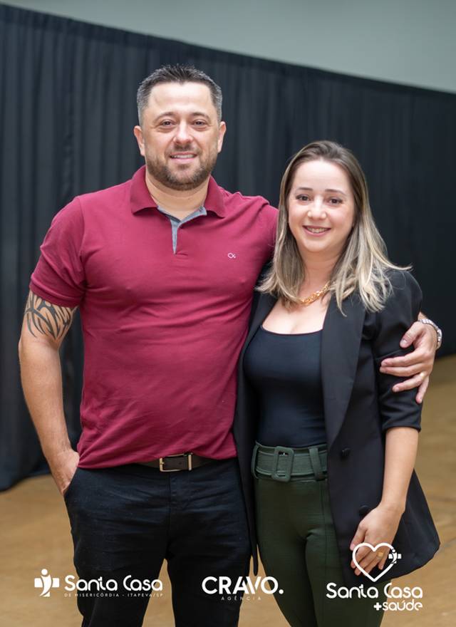 Eventos de Palestra Leila Navarro em prol da Santa Casa e do Recria