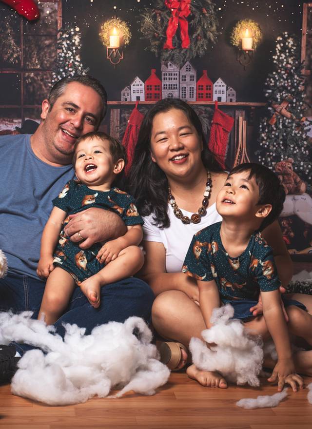 Temático de Luca, Pedro e Lara