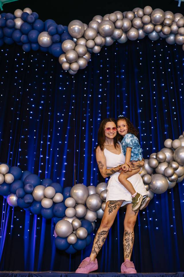 Outros de Festa do Dia das Mães - Maria Ondina e Bruna
