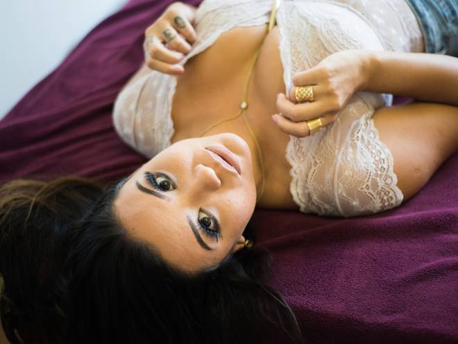 Ensaio Sensual Feminino de Isadora Shinagawa