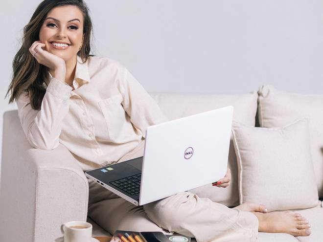 Corporativo de Samara Henkmaier