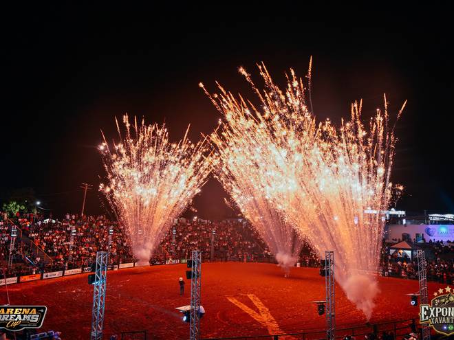 Eventos  de Exponova Xavantina - Sexta Feira