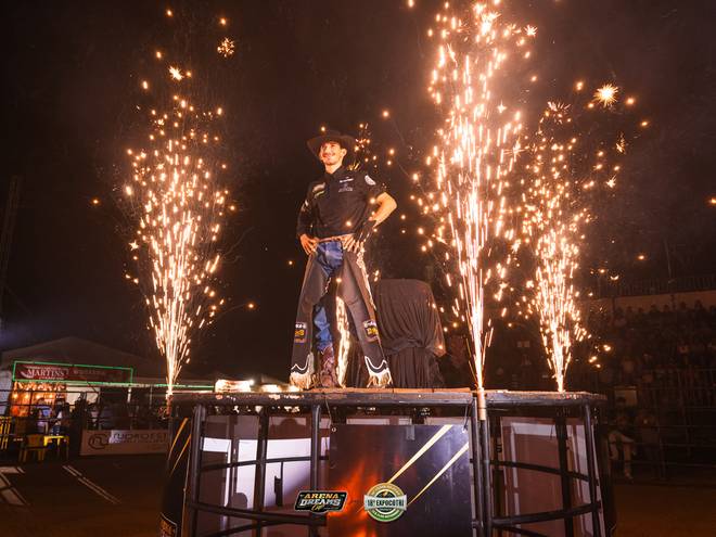 Eventos  de 18º Expocotri -  Quinta Feira