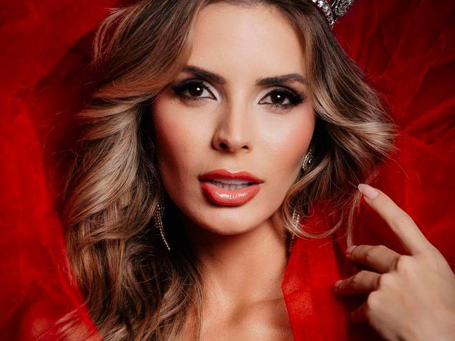 RETRATOS de Liz Steimbach • Miss Supranational