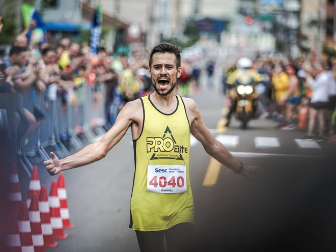 Esporte de 1º MARATONA DE SANTA MARIA