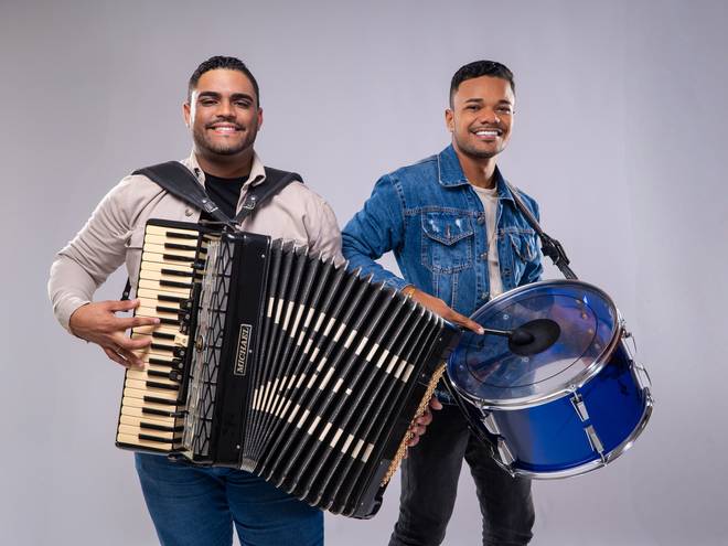 CORPORATIVO de VINICIUS E OS DESAPEGADOS