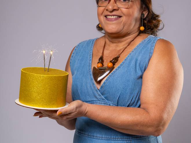 ANIVERSÁRIO de LUIZA