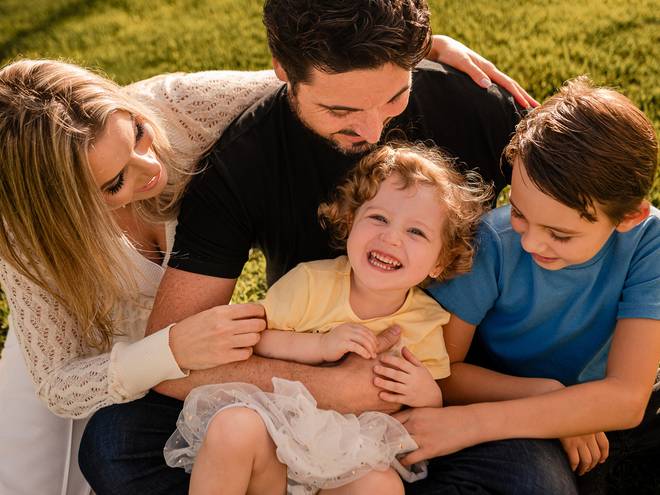 Família de Ensaio de Família em Casa