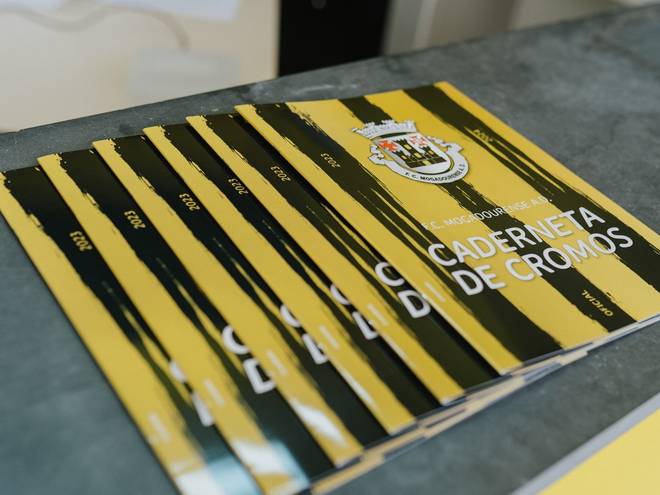 Caderneta de Cromos de Caderneta de Cromos do Futebol Clube Mogadourense 2023/2024 – Coleciona a História do Teu Clube!