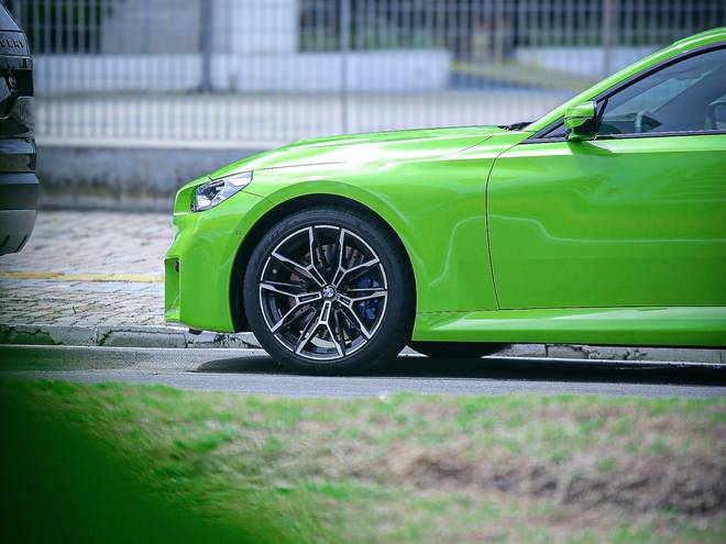 Automobilismo  de M2 COUPE