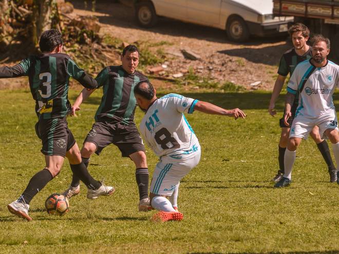 Futebol de Futebol - Campo da IKA 23/08/25
