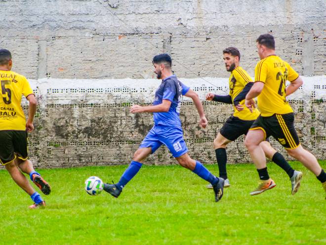 Futebol de Futebol - Campo da IKA 06/09/25