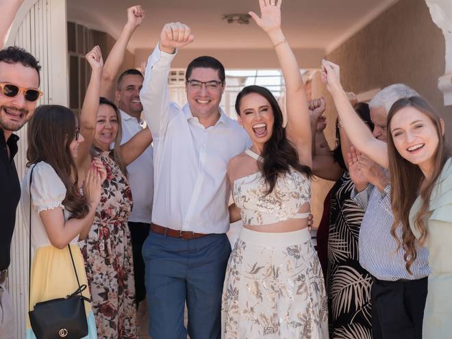 Cívil de Mariana e Elton