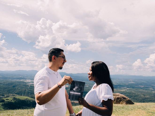 Gestante  de Arthur Vinicius - Vêm ai... 