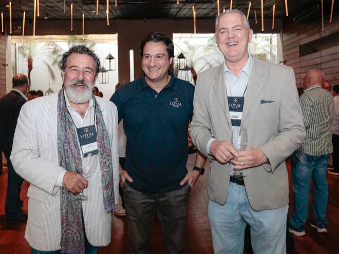 Evento de Luzes, Sorrisos e Loyal: A Experiência Fotográfica Que Encantou São Paulo no Empore Rubainy