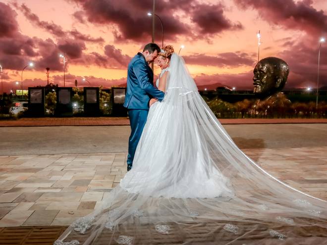 Casamento de Do sim no Cívil à festa dos Sonhos: Uma história de Amor em cada Click