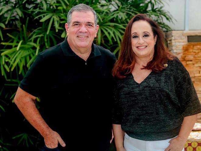 Corporativo de Live Musical Helga Nemetick