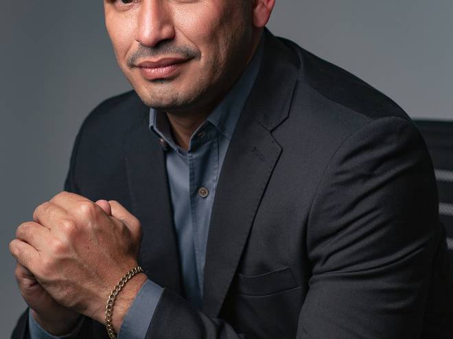 RETRATO de Vinicios Elias Soares