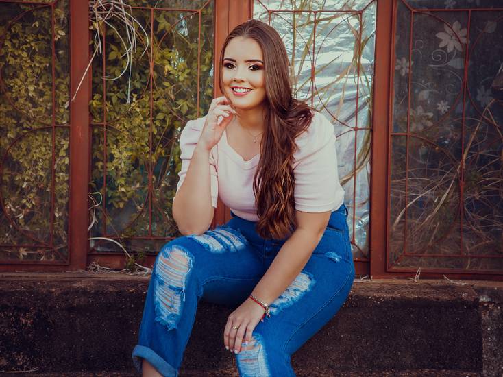 Ensaio de Gabriella Leite