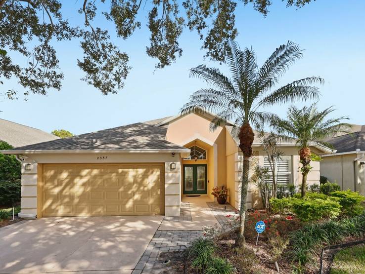 Real Estate Photography of Hunters Creek Golf Course Residence