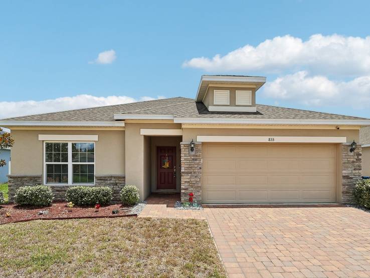 Real Estate Photography of Davenport Estates Solar Residence