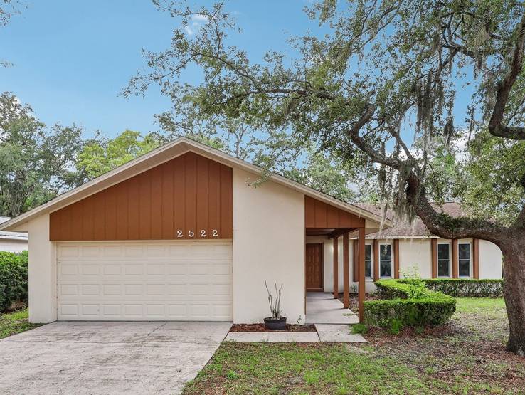 Real Estate Photography of Arbor Ridge West Residence