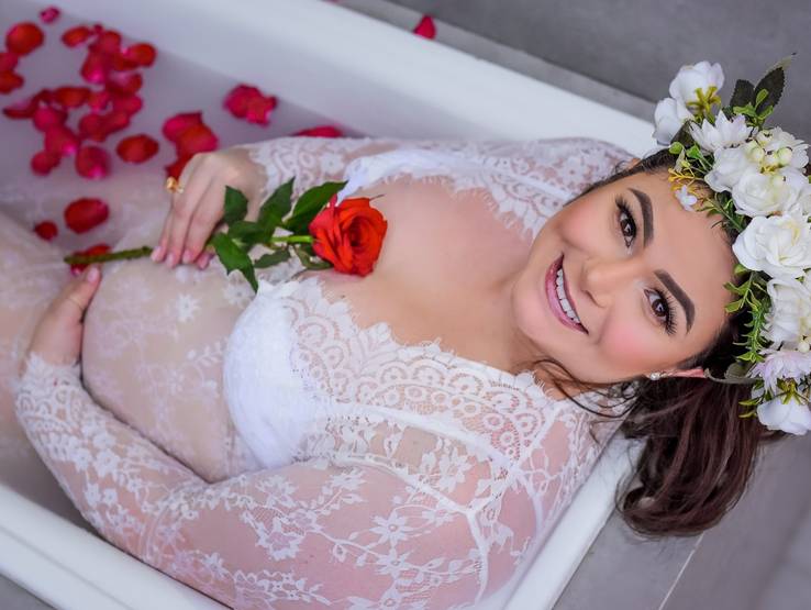 GESTANTE de Á espera de Laura 