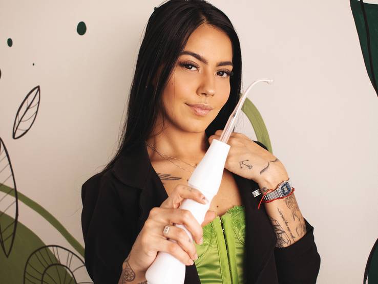 Corporativo de Isabela Conde