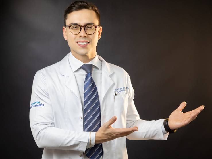 Retrato corporativo de Dr. Diogo