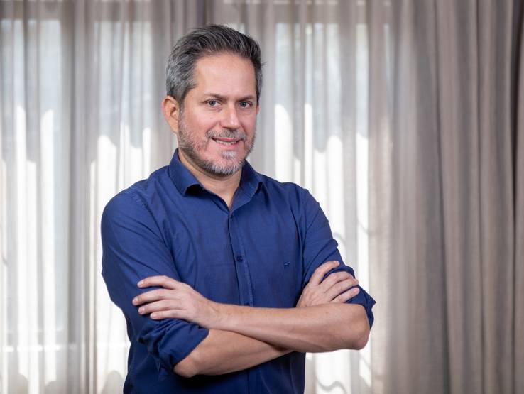 Retrato corporativo de Wilson Brum