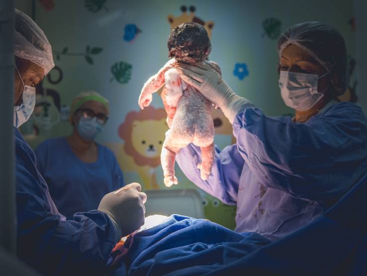 Parto de Nascimento Ana Izi