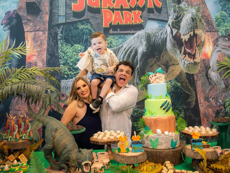 Aniversários de Aniversário Jurassic Park na Catavento Lago em Brasília: A História do Tel e do Noah na Antiga Megamundo